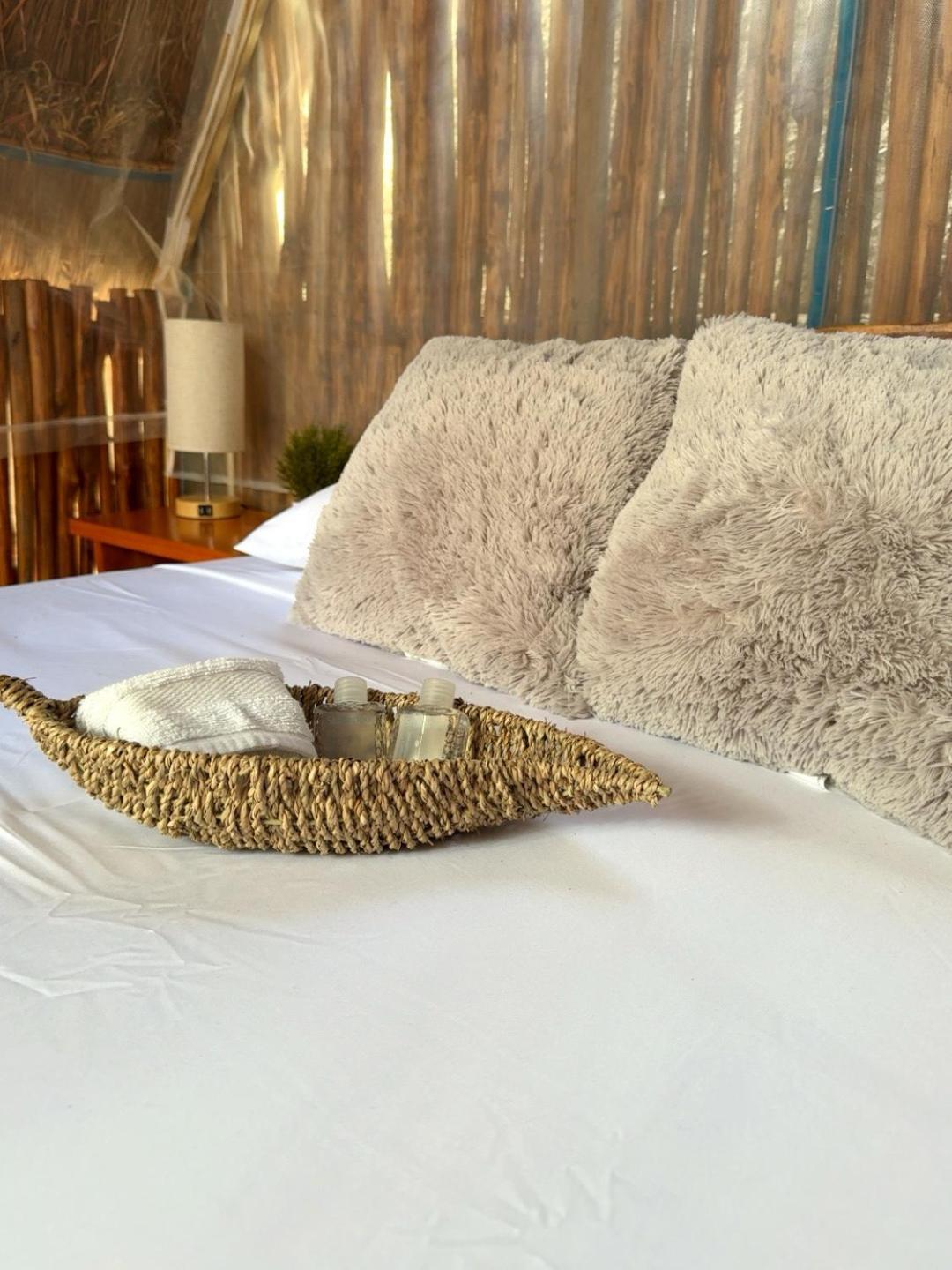 Hotel & Eco Cabanas Azul Maria バカラル エクステリア 写真