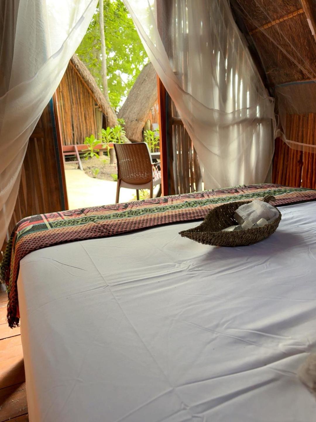 Hotel & Eco Cabanas Azul Maria バカラル エクステリア 写真