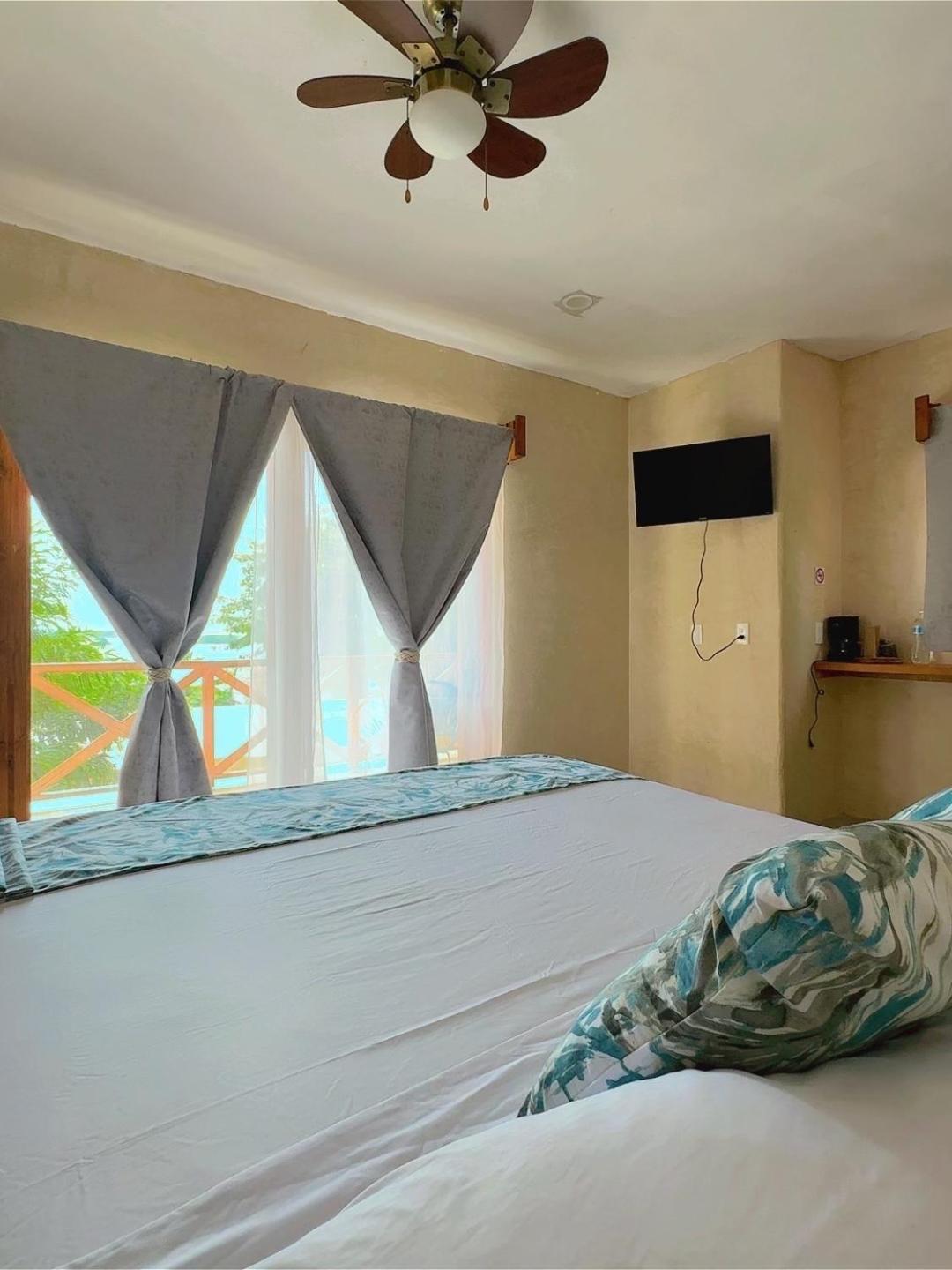 Hotel & Eco Cabanas Azul Maria バカラル エクステリア 写真